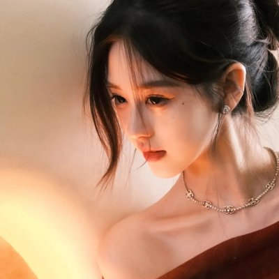 阳光下的影子